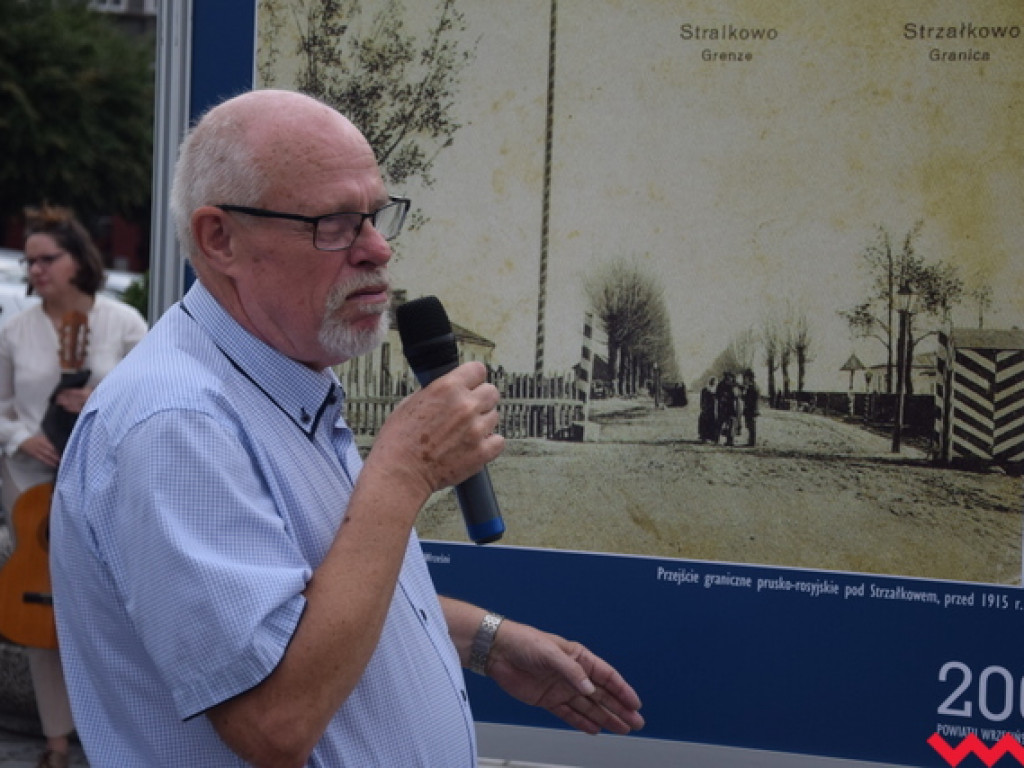 Powiat wrzesiński ma już 200 lat. Okolicznościowa wystawa na wrzesińskim rynku