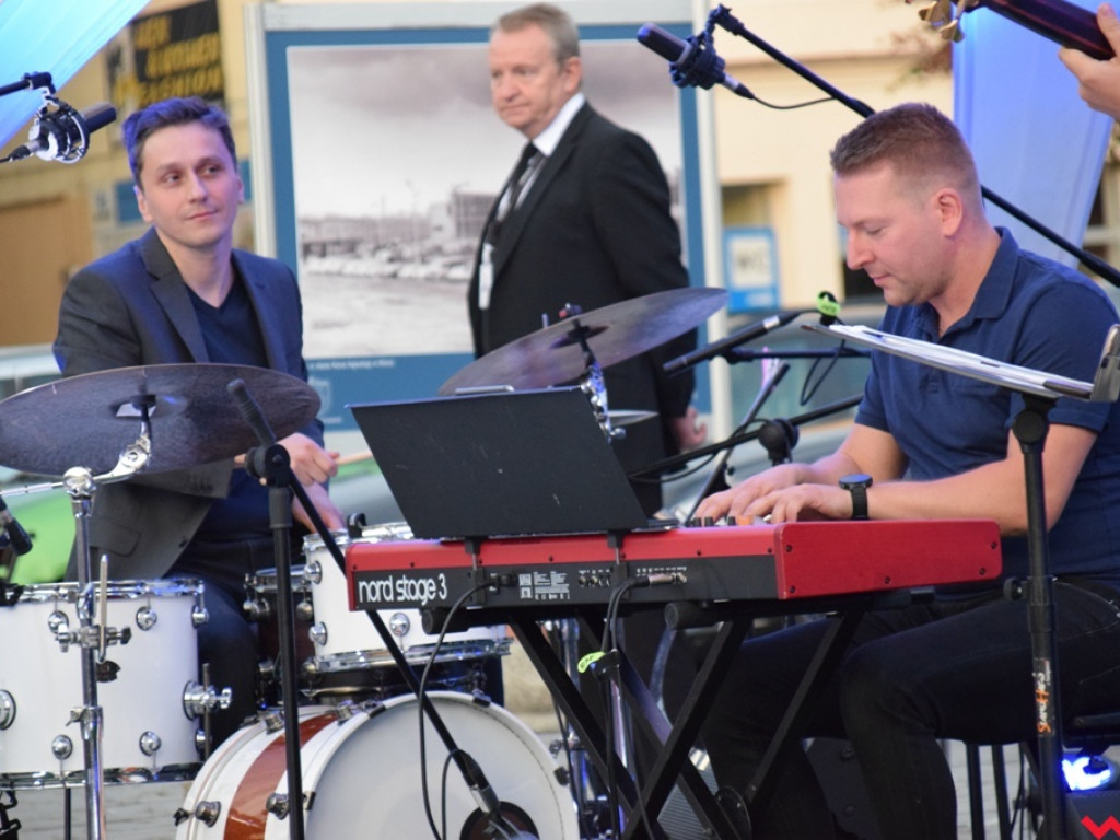 Jazzowe lato w pełni. Za nami kolejny klimatyczny koncert w wykonaniu młodych muzyków