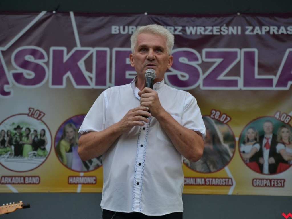 Mistrz serdeczności Krzysztof Koniarek przeniósł scenę na widownię