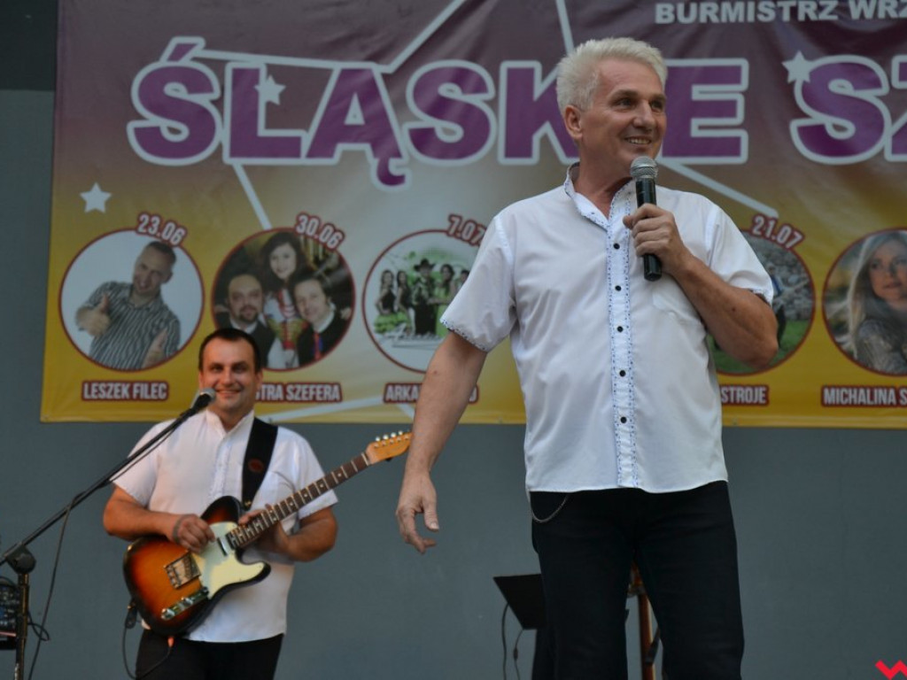 Mistrz serdeczności Krzysztof Koniarek przeniósł scenę na widownię