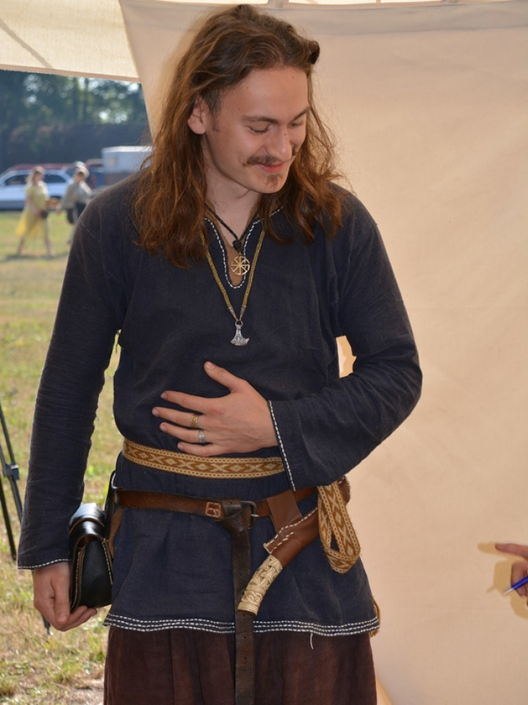 Ucieczka z uczty i pogrzeb wodza, czyli sobota na grzybowskim grodzie