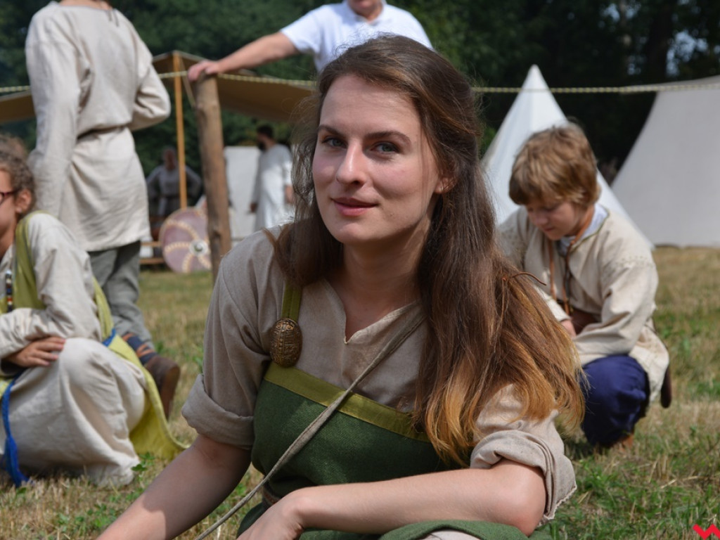 Ucieczka z uczty i pogrzeb wodza, czyli sobota na grzybowskim grodzie