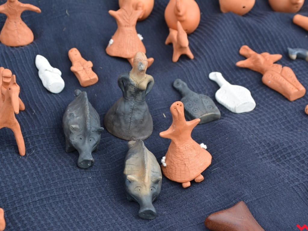 Ucieczka z uczty i pogrzeb wodza, czyli sobota na grzybowskim grodzie