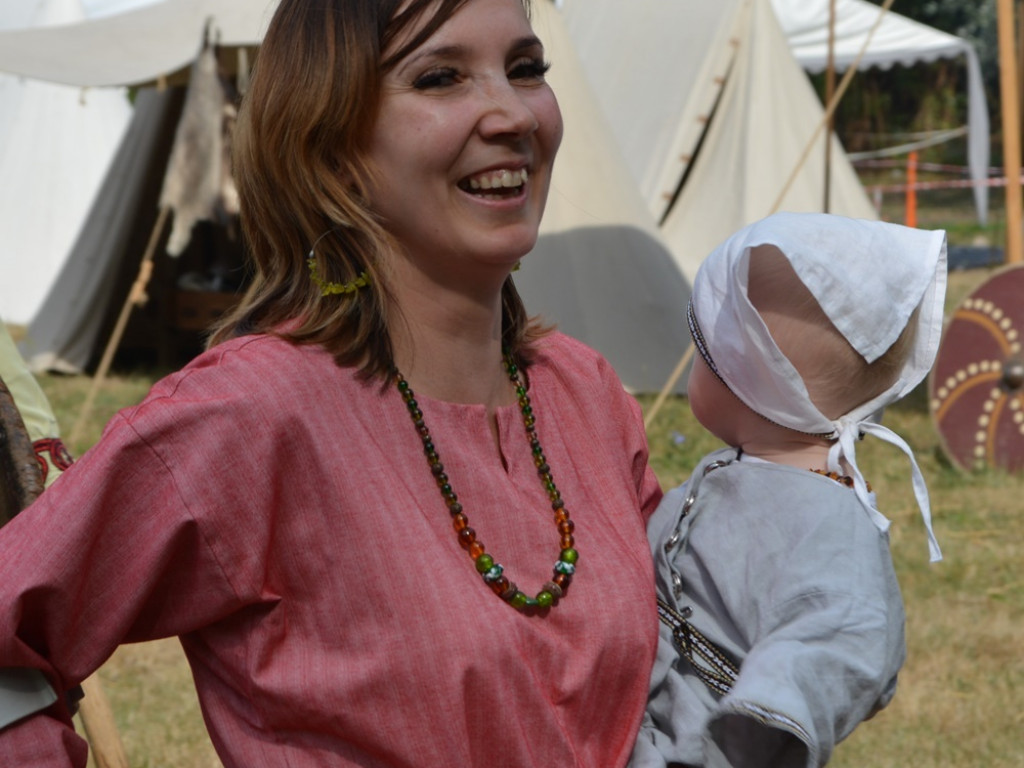 Ucieczka z uczty i pogrzeb wodza, czyli sobota na grzybowskim grodzie