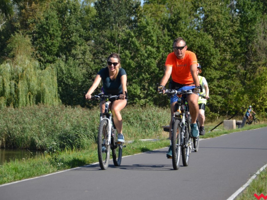 Przejażdżka rowerowa z Wrześni do Barda zakończyła się piknikiem