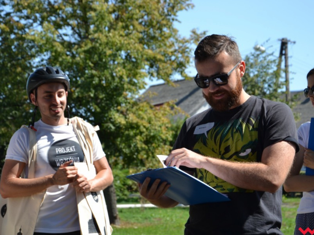 Przejażdżka rowerowa z Wrześni do Barda zakończyła się piknikiem