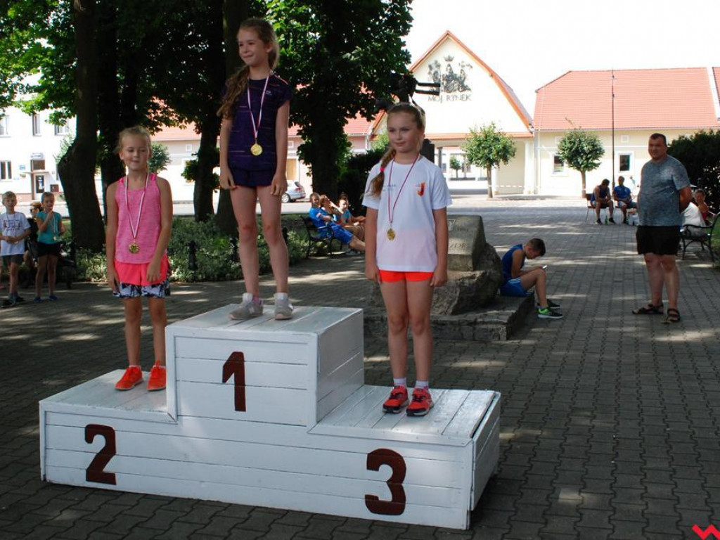 Po biegu głównym rywalizowały dzieci i młodzież