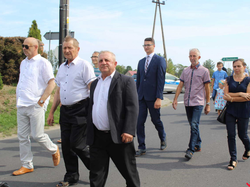 Szacunek do chleba, wiary i rodziny, czyli dożynki parafialne w Targowej Górce