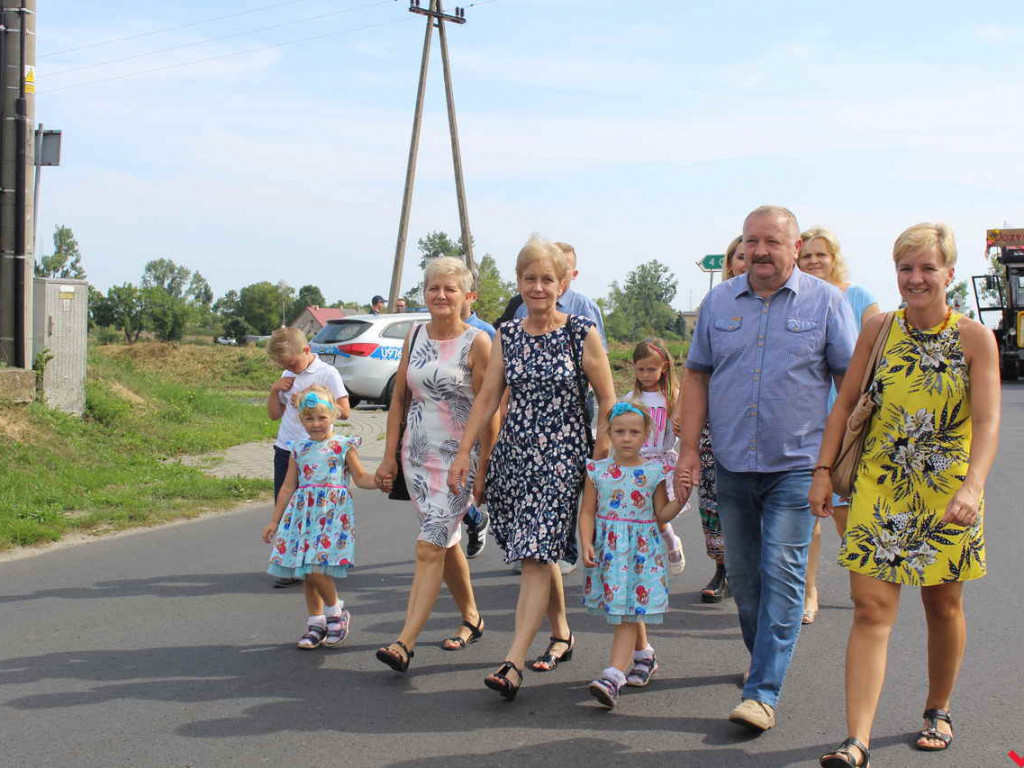 Szacunek do chleba, wiary i rodziny, czyli dożynki parafialne w Targowej Górce