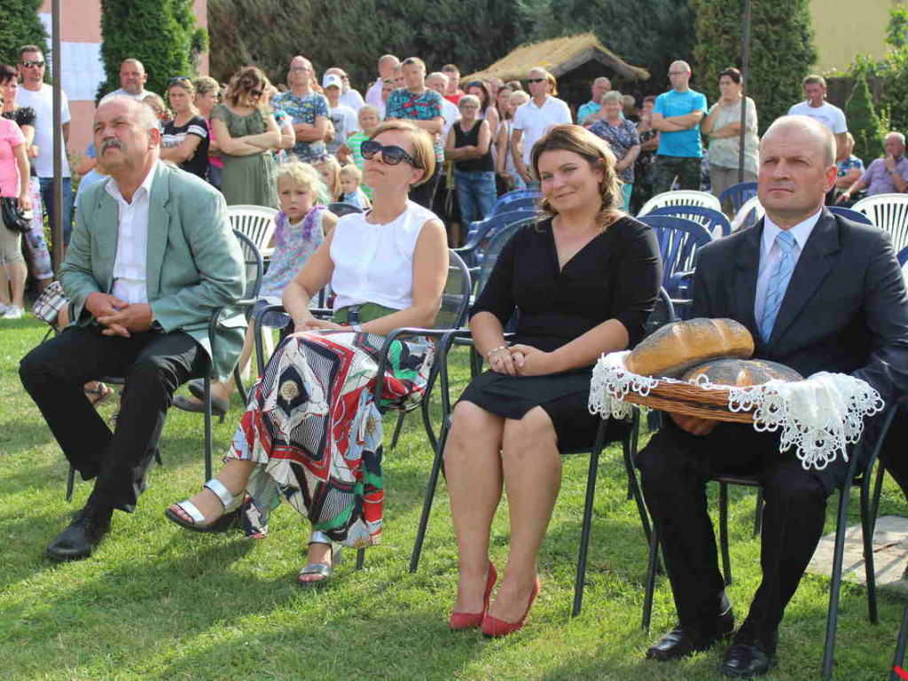 Szacunek do chleba, wiary i rodziny, czyli dożynki parafialne w Targowej Górce