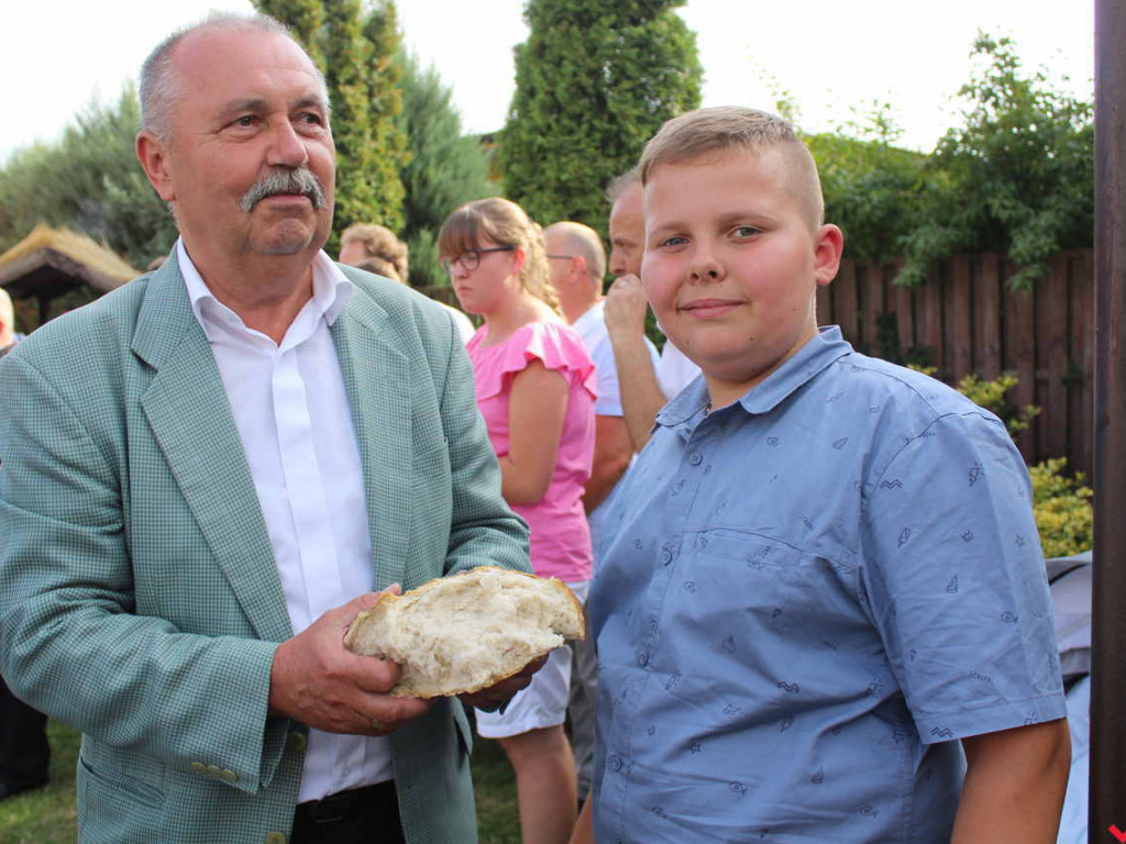 Szacunek do chleba, wiary i rodziny, czyli dożynki parafialne w Targowej Górce