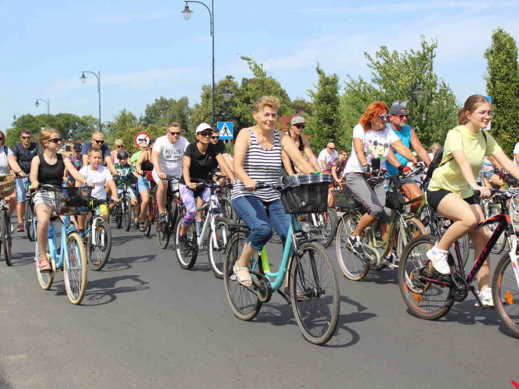Uczestniczyłeś w nekielskim rajdzie rowerowym? Odszukaj się w naszej galerii