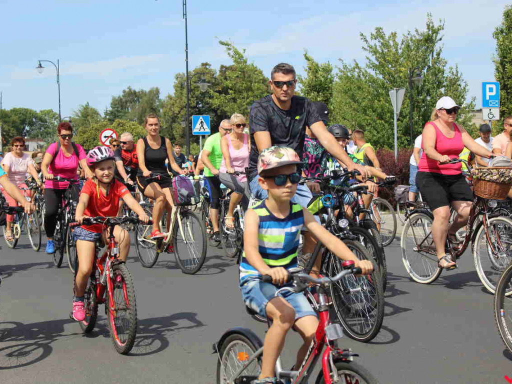Uczestniczyłeś w nekielskim rajdzie rowerowym? Odszukaj się w naszej galerii