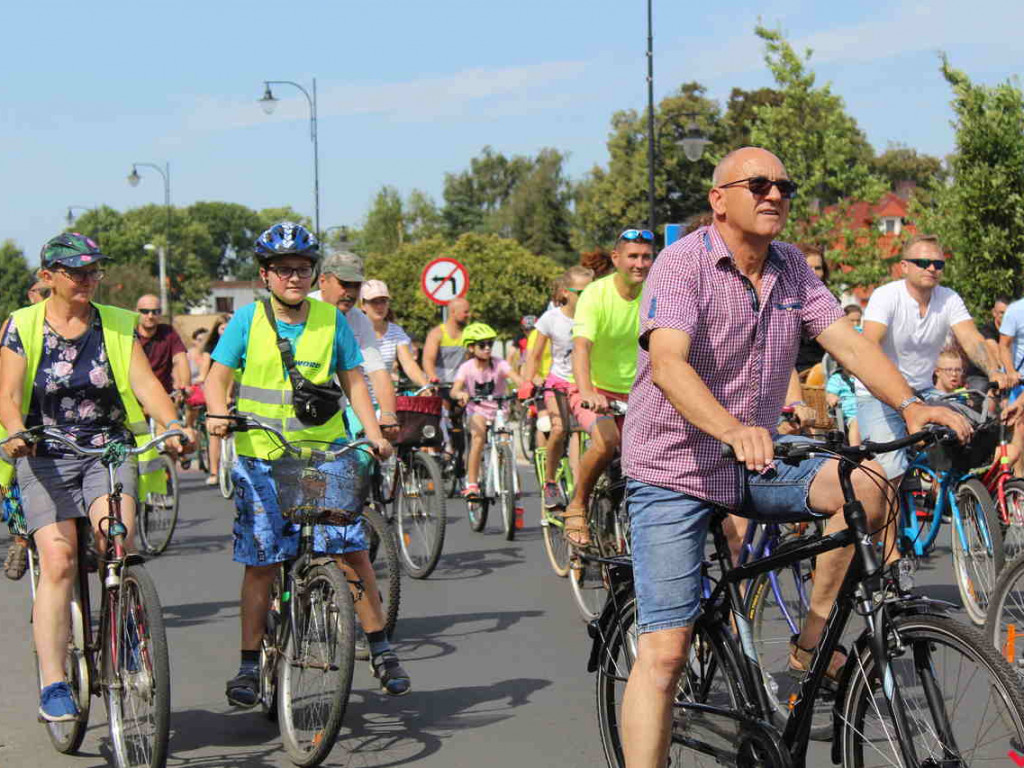 Uczestniczyłeś w nekielskim rajdzie rowerowym? Odszukaj się w naszej galerii