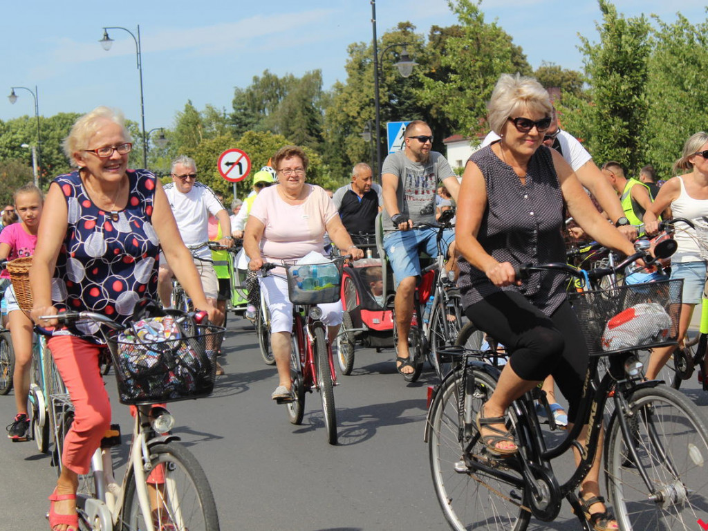 Uczestniczyłeś w nekielskim rajdzie rowerowym? Odszukaj się w naszej galerii