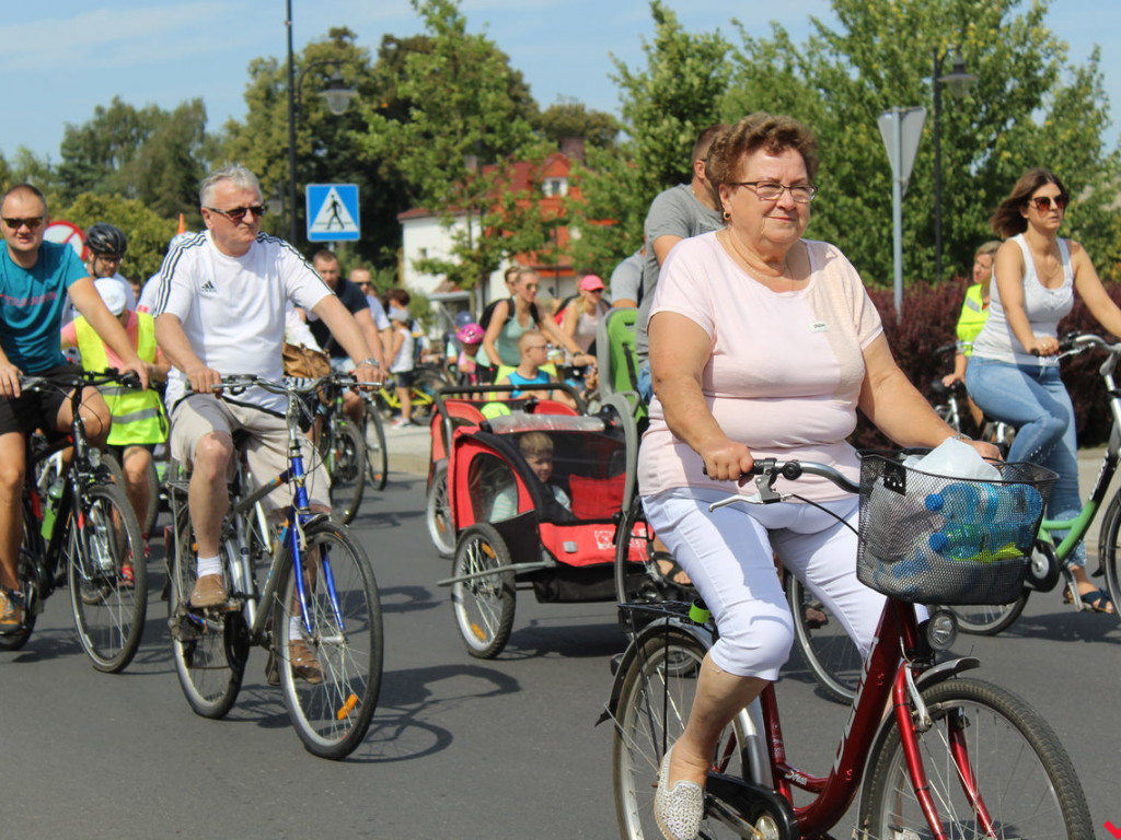 Uczestniczyłeś w nekielskim rajdzie rowerowym? Odszukaj się w naszej galerii