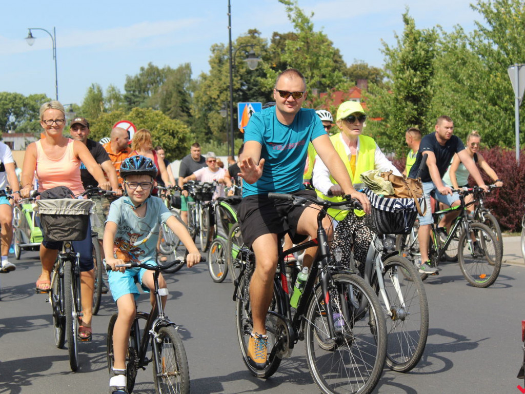 Uczestniczyłeś w nekielskim rajdzie rowerowym? Odszukaj się w naszej galerii