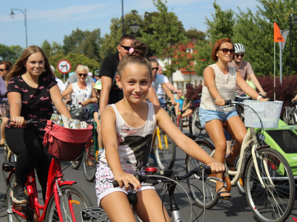 Uczestniczyłeś w nekielskim rajdzie rowerowym? Odszukaj się w naszej galerii
