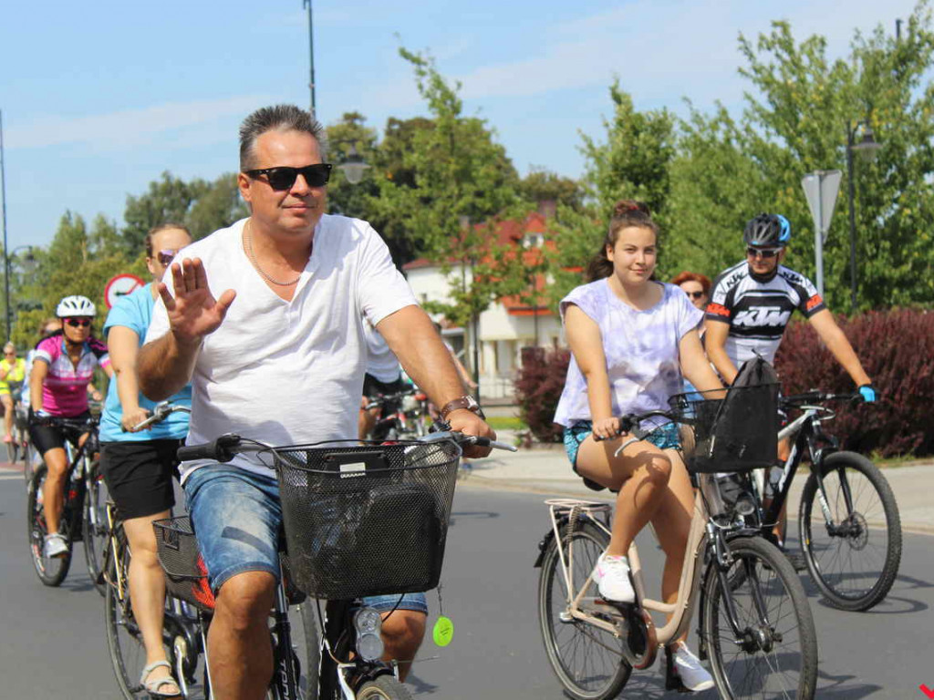 Uczestniczyłeś w nekielskim rajdzie rowerowym? Odszukaj się w naszej galerii