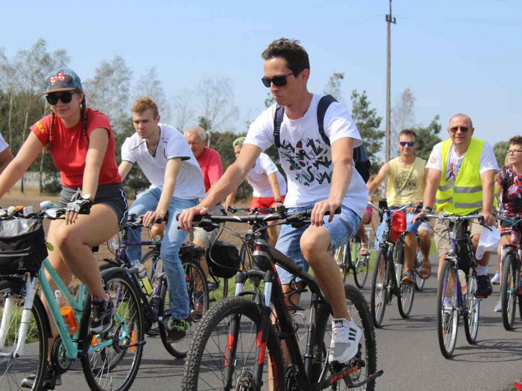 Uczestniczyłeś w nekielskim rajdzie rowerowym? Odszukaj się w naszej galerii