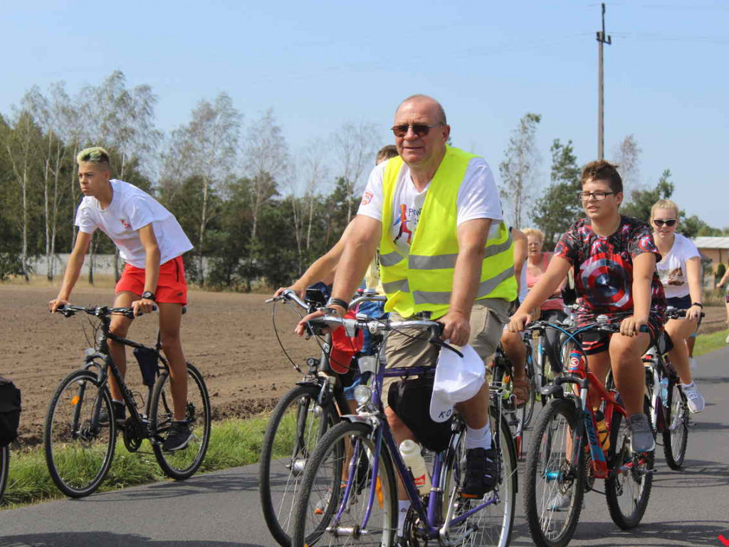 Uczestniczyłeś w nekielskim rajdzie rowerowym? Odszukaj się w naszej galerii