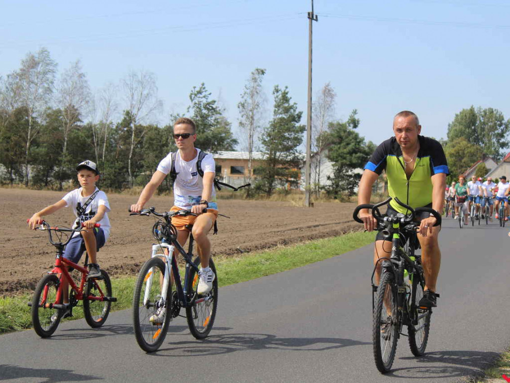 Uczestniczyłeś w nekielskim rajdzie rowerowym? Odszukaj się w naszej galerii