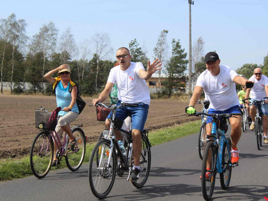 Uczestniczyłeś w nekielskim rajdzie rowerowym? Odszukaj się w naszej galerii