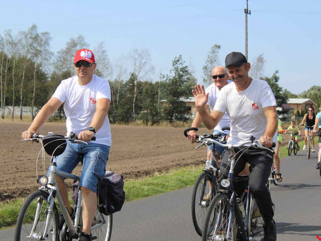 Uczestniczyłeś w nekielskim rajdzie rowerowym? Odszukaj się w naszej galerii