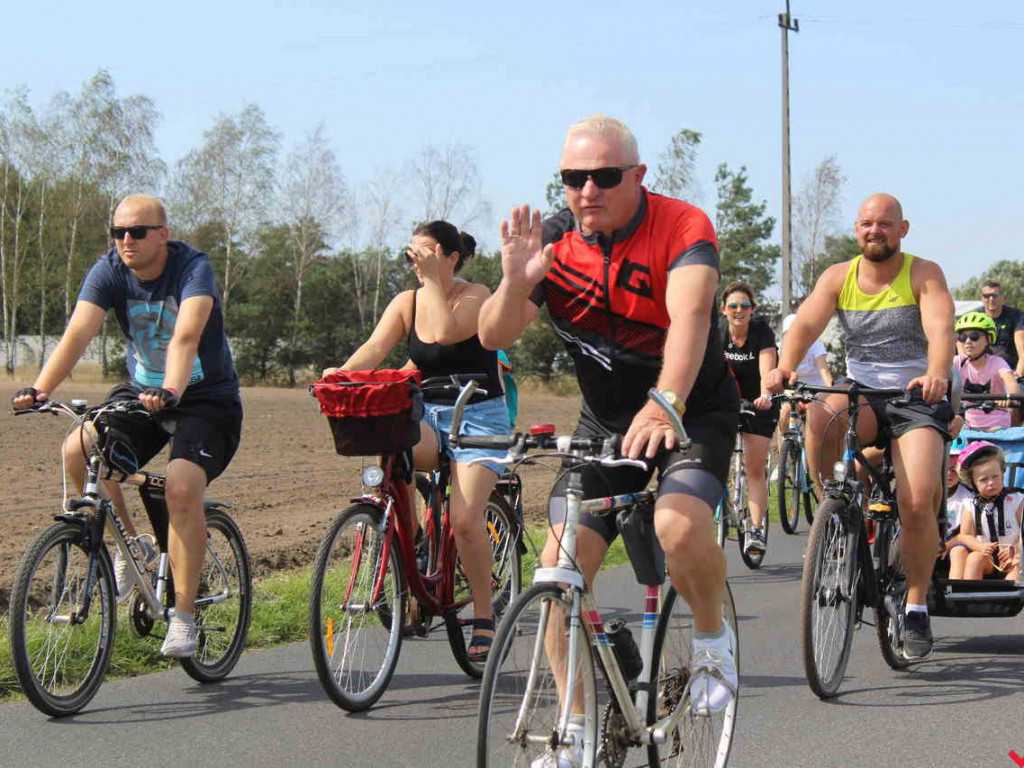 Uczestniczyłeś w nekielskim rajdzie rowerowym? Odszukaj się w naszej galerii