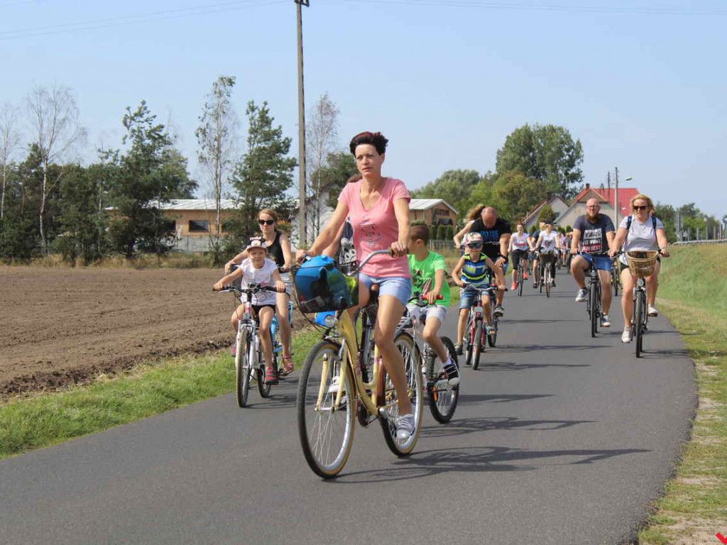 Uczestniczyłeś w nekielskim rajdzie rowerowym? Odszukaj się w naszej galerii