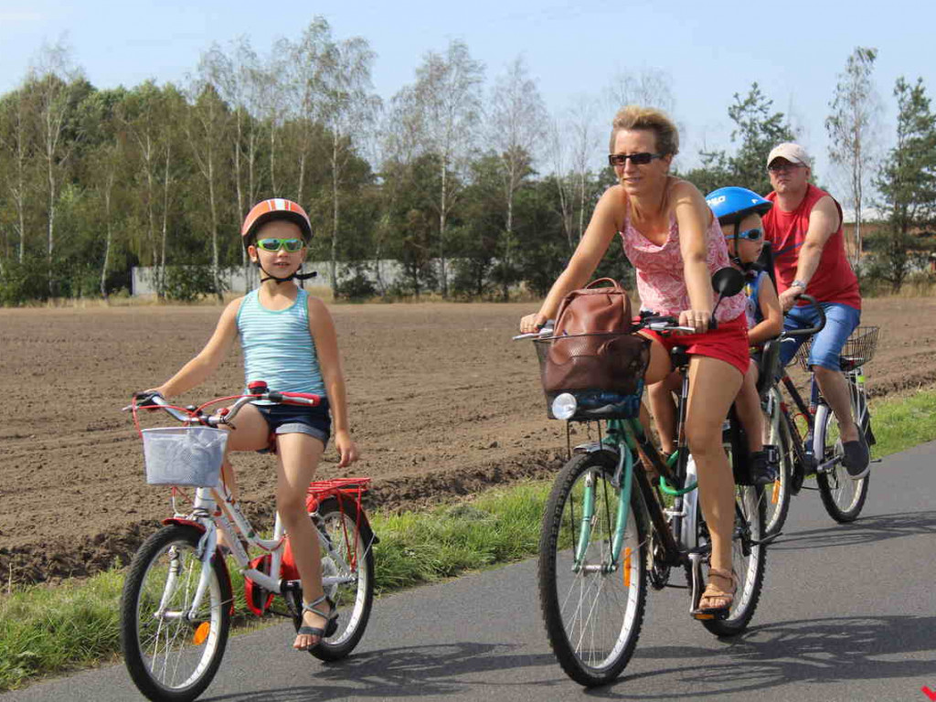 Uczestniczyłeś w nekielskim rajdzie rowerowym? Odszukaj się w naszej galerii
