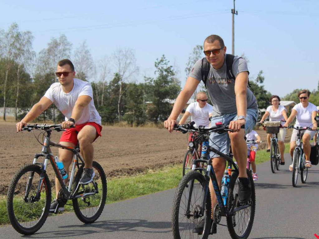 Uczestniczyłeś w nekielskim rajdzie rowerowym? Odszukaj się w naszej galerii