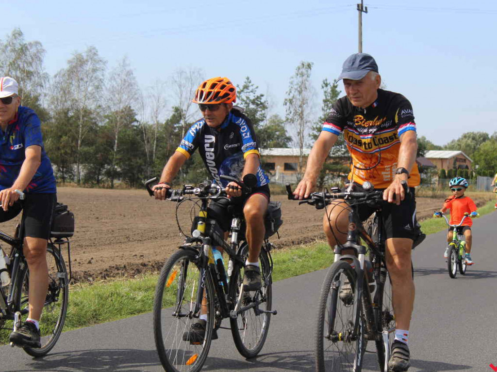 Uczestniczyłeś w nekielskim rajdzie rowerowym? Odszukaj się w naszej galerii