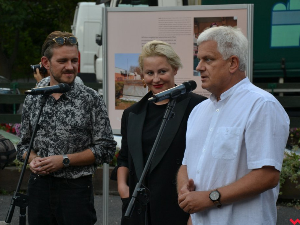 „Powinno być dobrze”. Młoda Września według Zuzy Krajewskiej