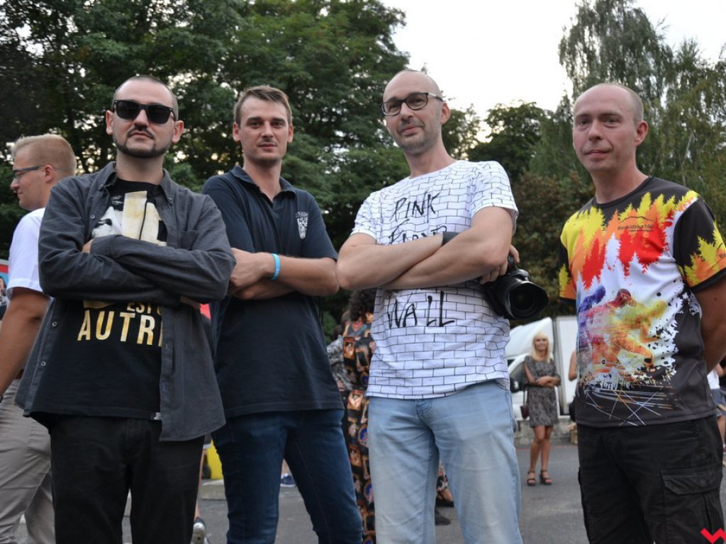 „Powinno być dobrze”. Młoda Września według Zuzy Krajewskiej