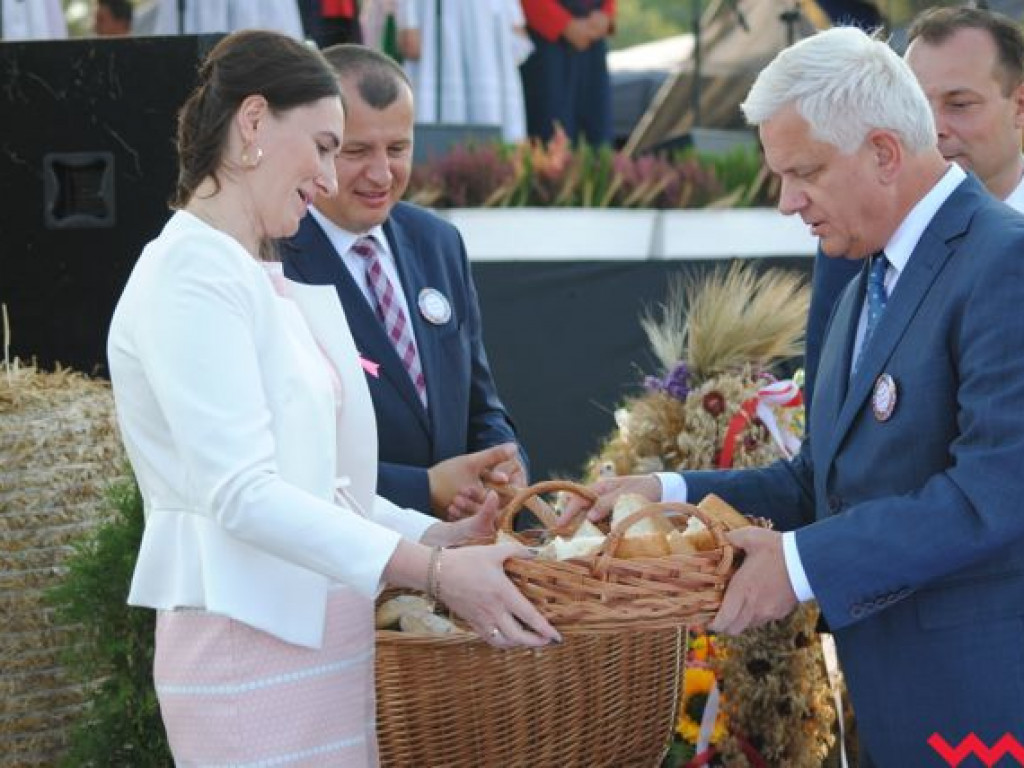 Rolnicy z gminy Września podziękowali za plony