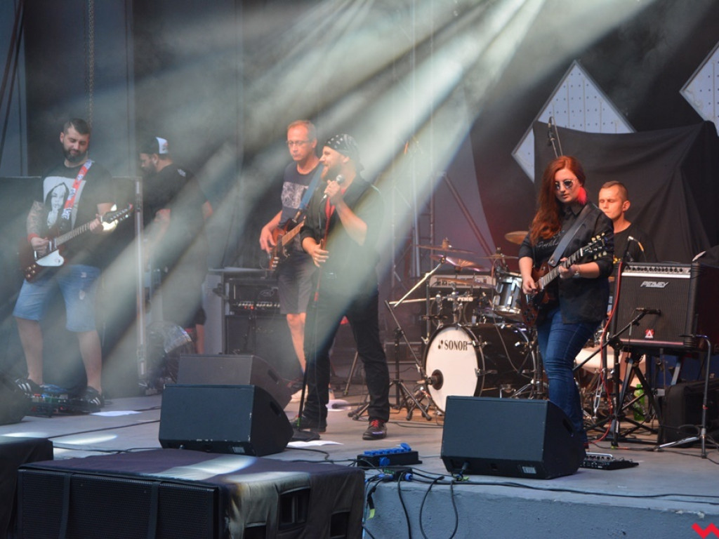 Yorba rozgrzała publikę przed Happysadem. Wrzesińska grupa dla wrzesińskiej publiki