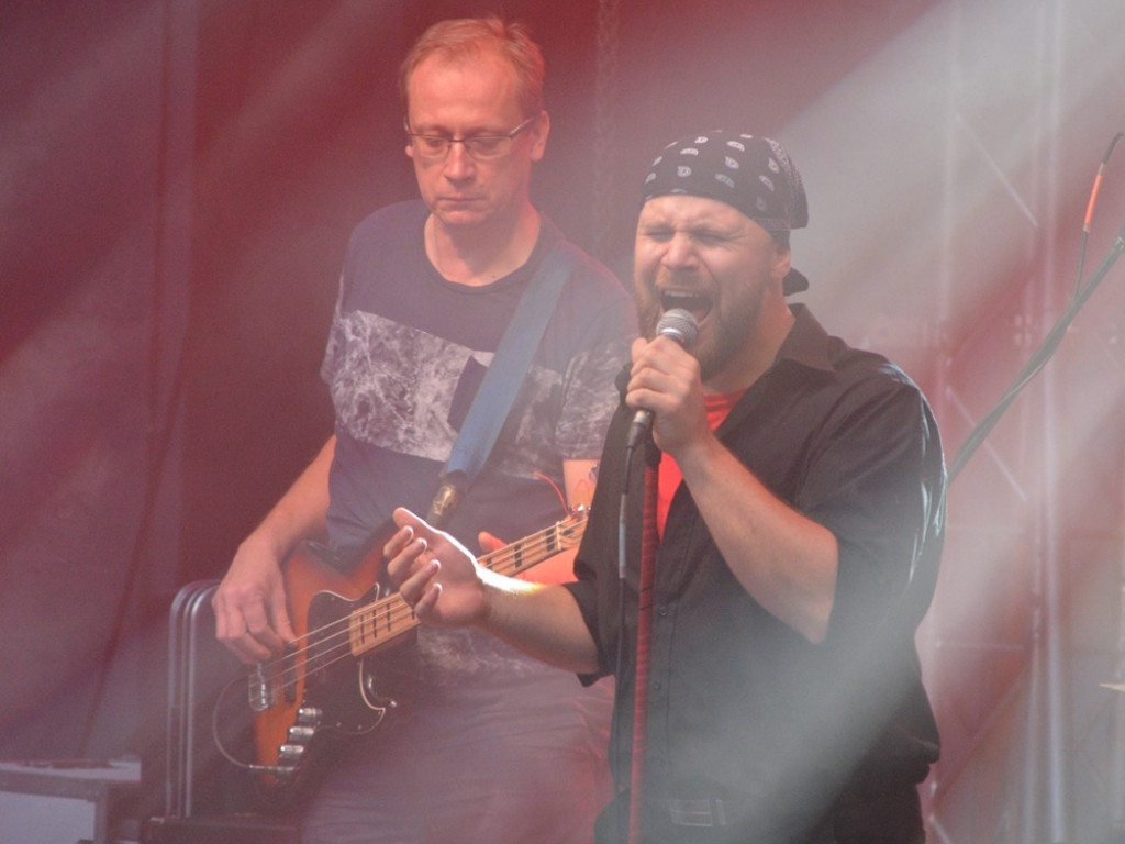 Yorba rozgrzała publikę przed Happysadem. Wrzesińska grupa dla wrzesińskiej publiki