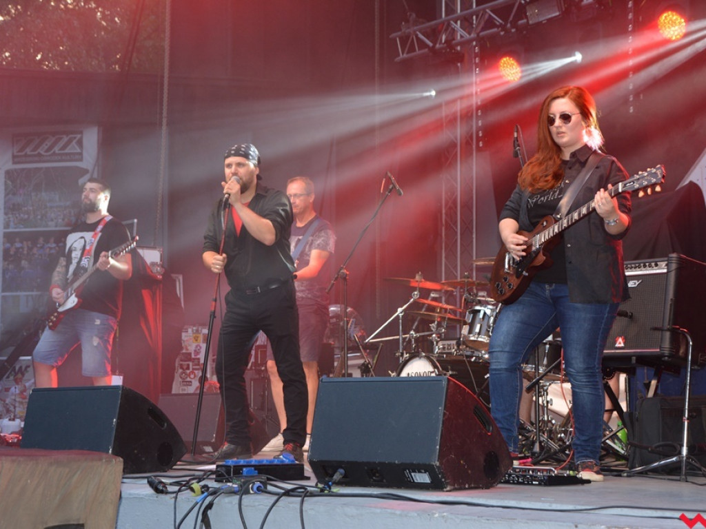 Yorba rozgrzała publikę przed Happysadem. Wrzesińska grupa dla wrzesińskiej publiki