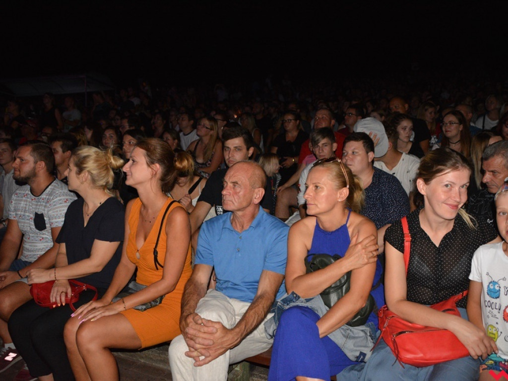 Zanim poszli, rozgrzali publikę do czerwoności. Happysad wystąpił dla wrzesińskiej publiki
