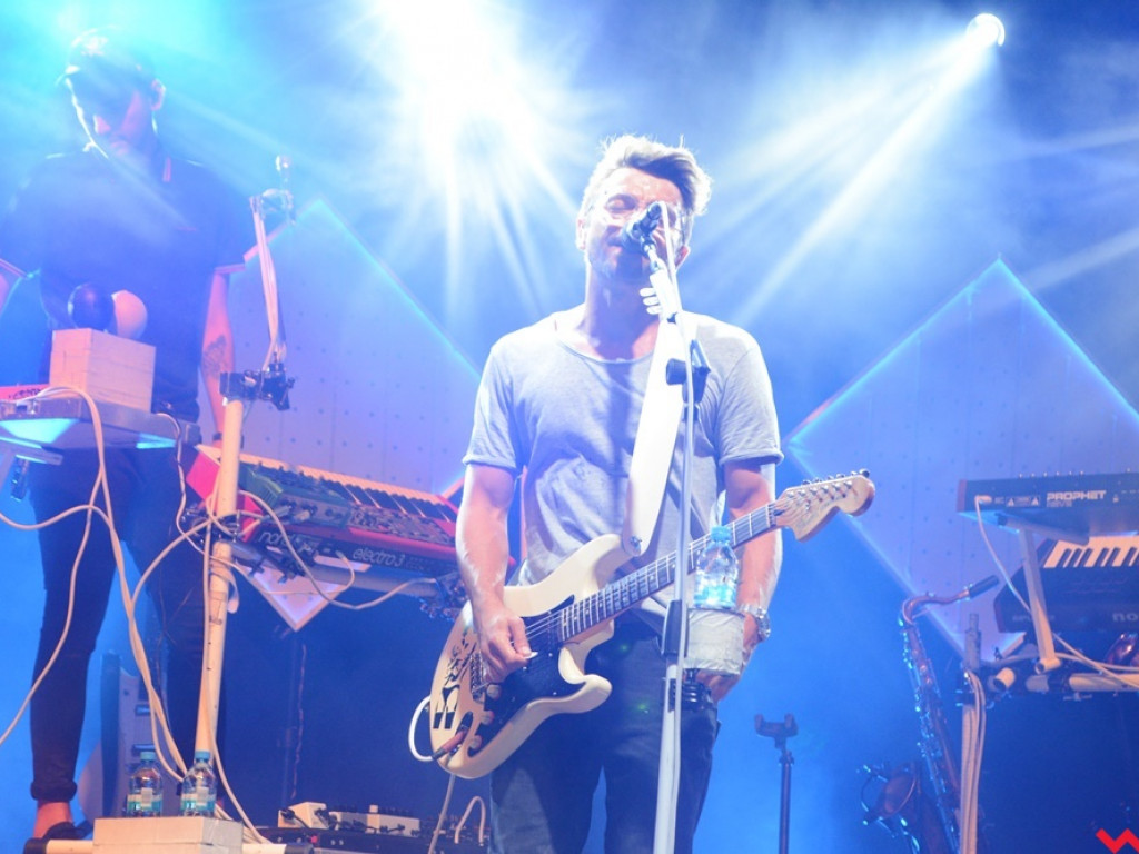 Zanim poszli, rozgrzali publikę do czerwoności. Happysad wystąpił dla wrzesińskiej publiki