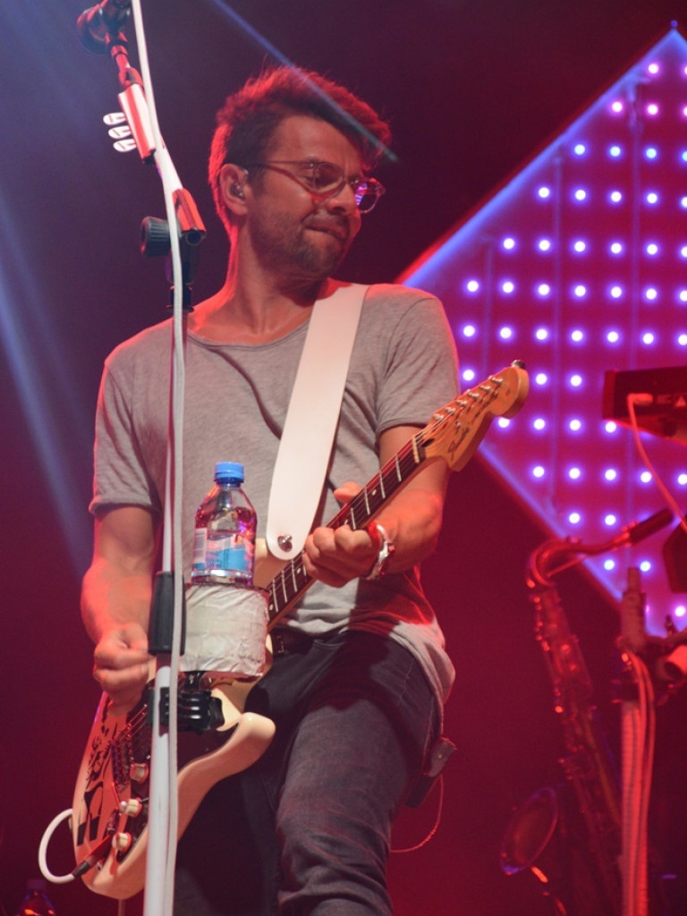 Zanim poszli, rozgrzali publikę do czerwoności. Happysad wystąpił dla wrzesińskiej publiki