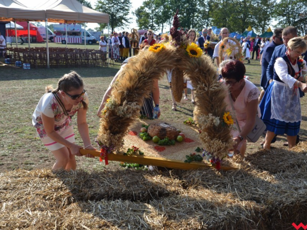 Burmistrz Miłosławia podzielił chleb, a wicestaroście nie podobało się uprawianie polityki