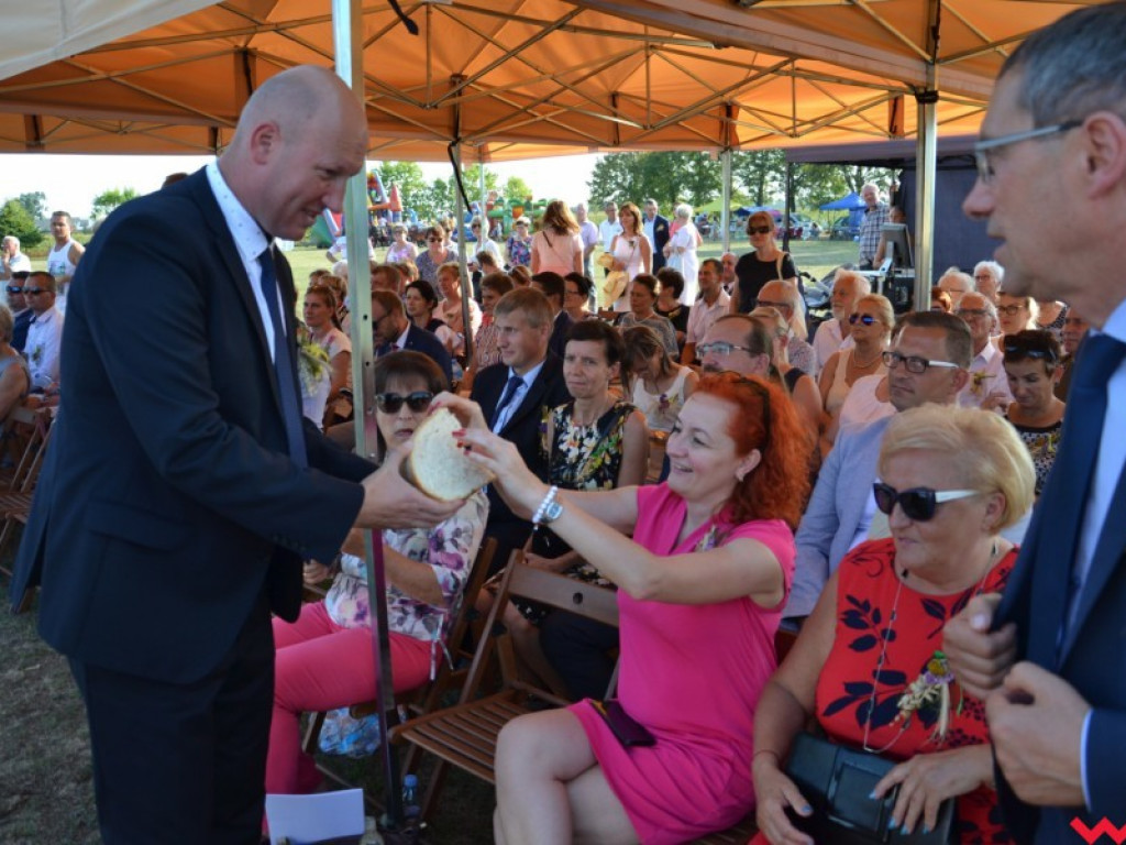 Burmistrz Miłosławia podzielił chleb, a wicestaroście nie podobało się uprawianie polityki