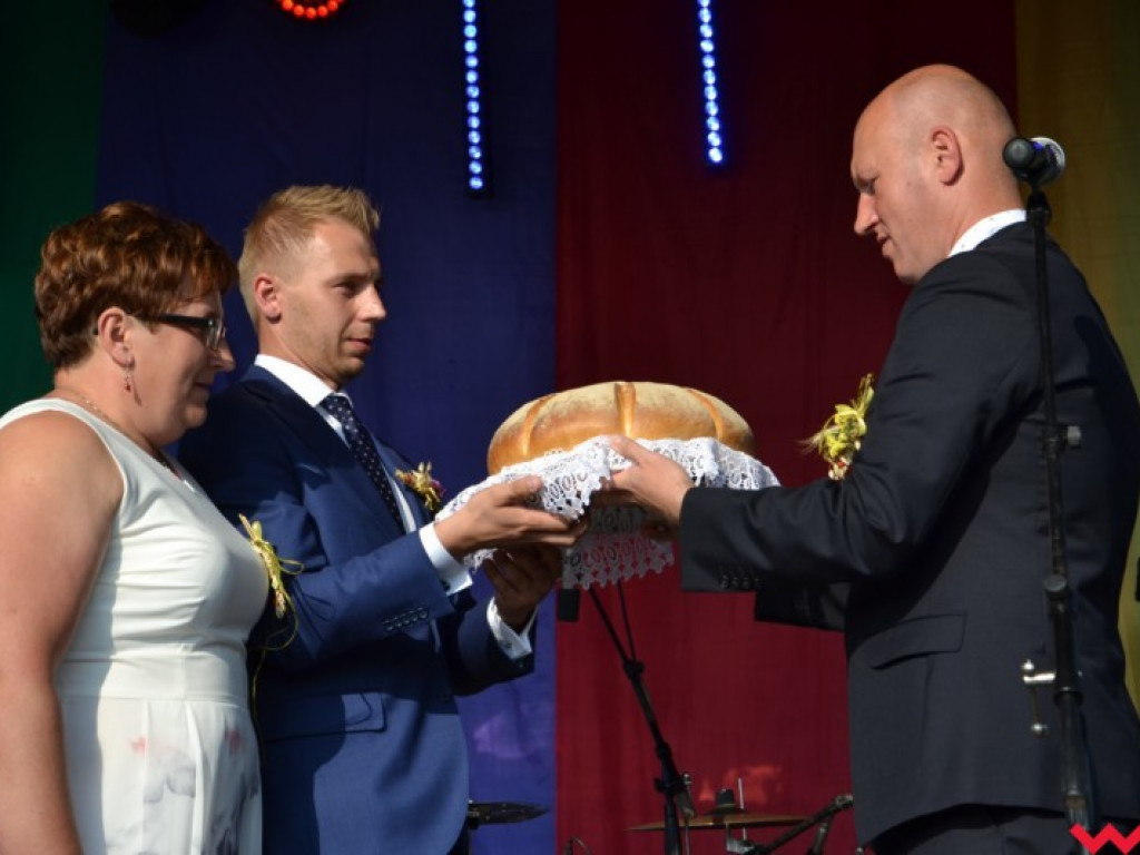 Burmistrz Miłosławia podzielił chleb, a wicestaroście nie podobało się uprawianie polityki