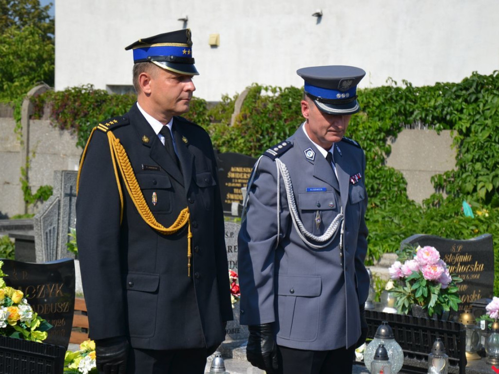 Wtedy lato też było gorące. Hołd na cmentarzu w rocznicę wybuchu wojny