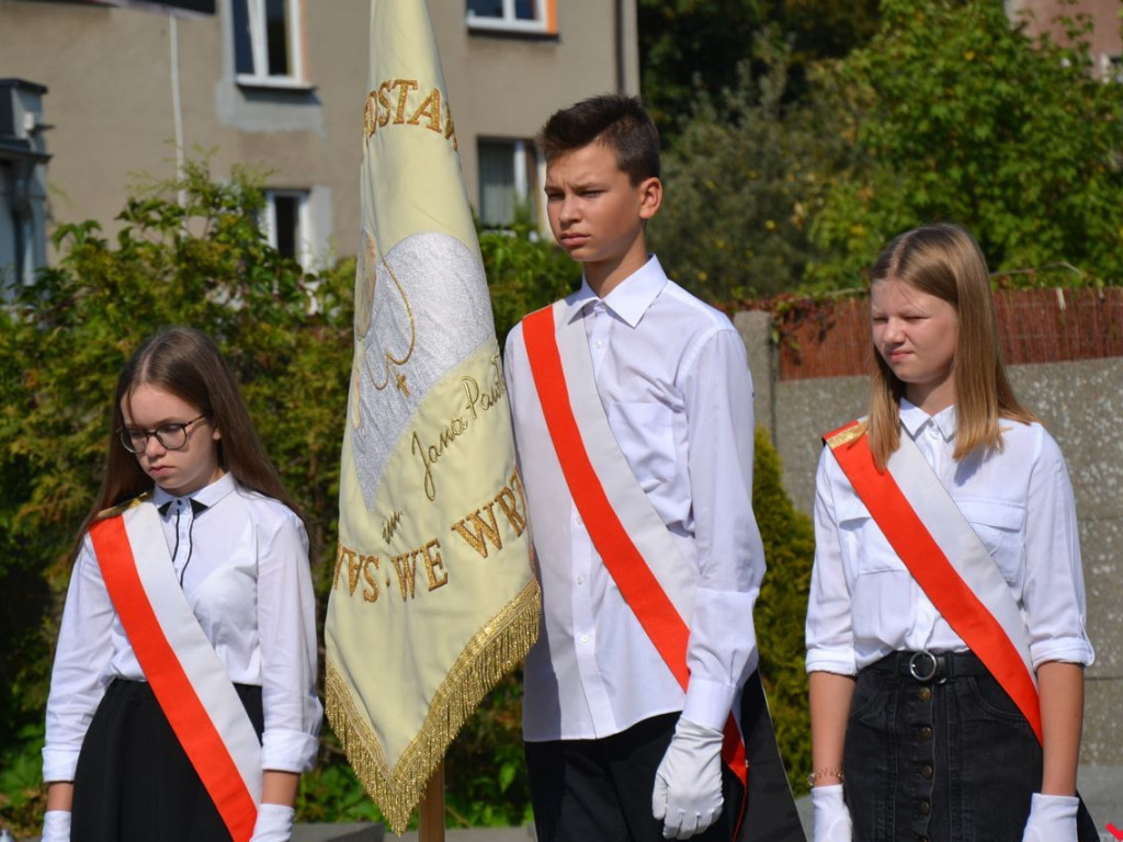 Wtedy lato też było gorące. Hołd na cmentarzu w rocznicę wybuchu wojny