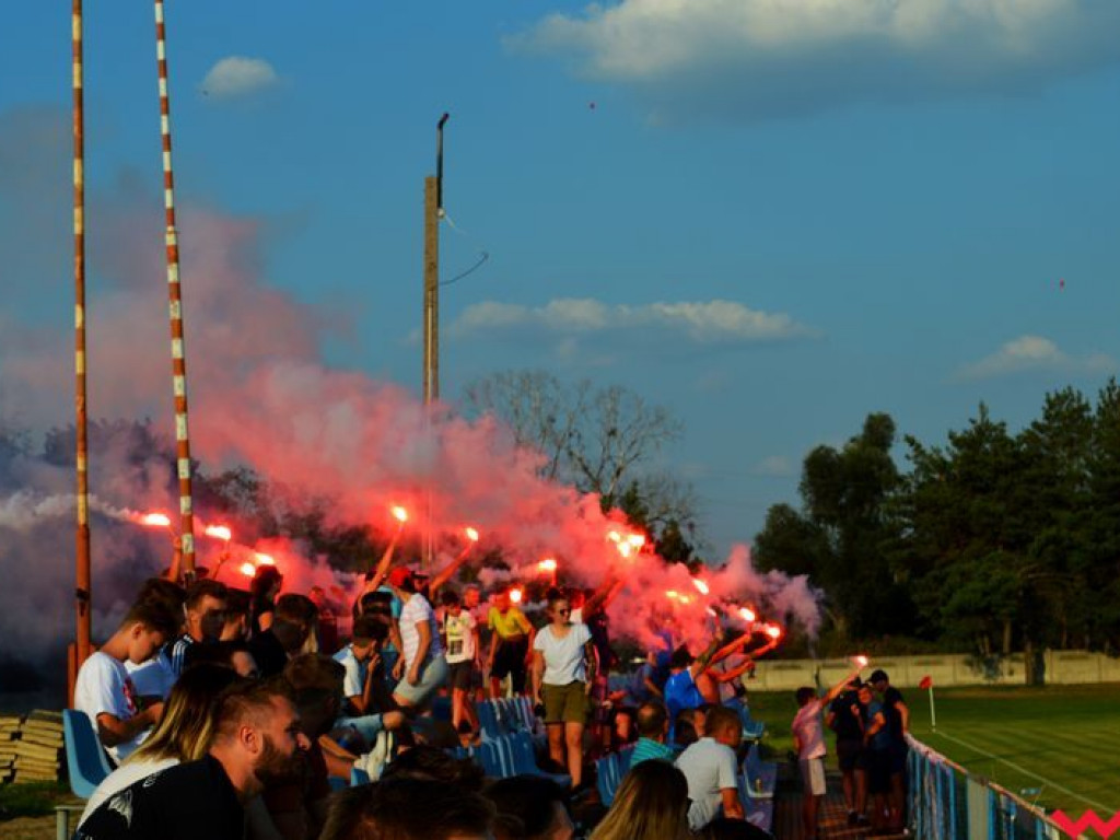 Orlik przegrywa drugi mecz derbowy. Gracze Sparty-Sklejki wywożą z Miłosławia komplet punktów