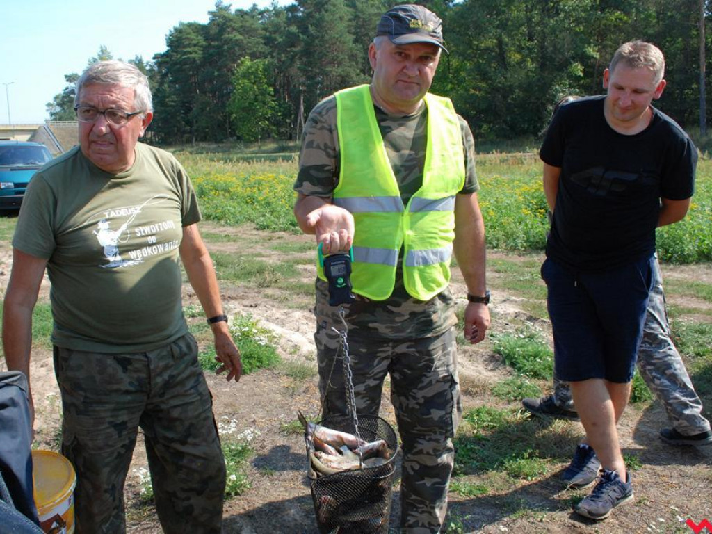 Pogoda rozpieszczała, za to ryby nie brały. Zawody wędkarskie nad Wartą