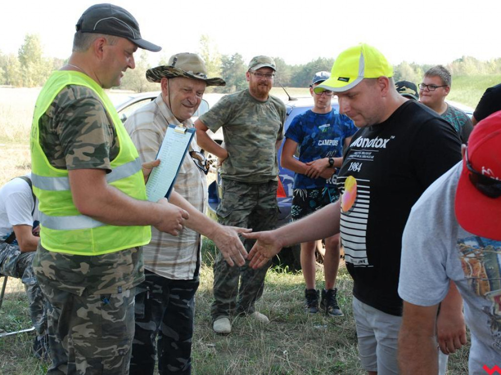Pogoda rozpieszczała, za to ryby nie brały. Zawody wędkarskie nad Wartą